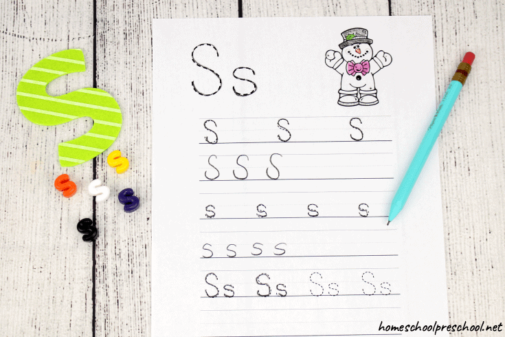 Preschoolers will work on letter recognition, handwriting, phonics, and more in these engaging winter-themed preschool literacy activities!