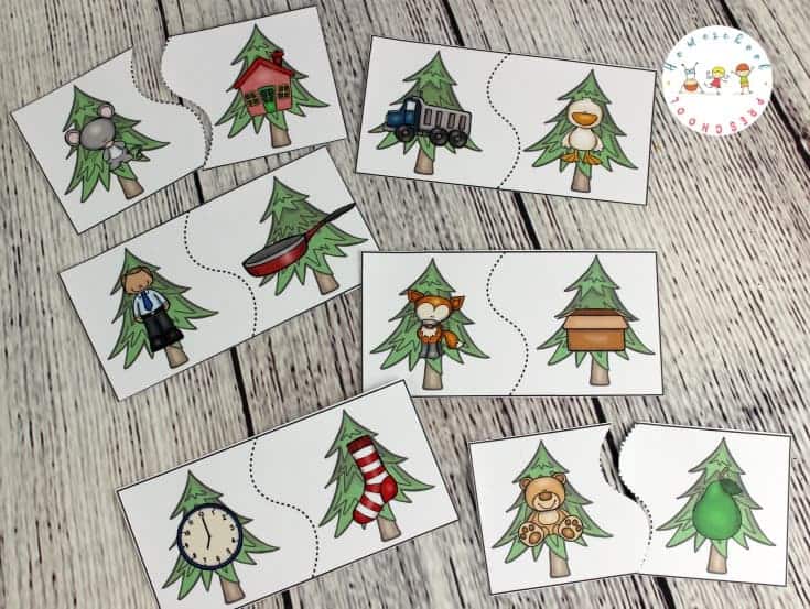 Rhyming is an important skill for new readers to practice. These simple rhyming words puzzles are fun for preschoolers and kindergarteners.