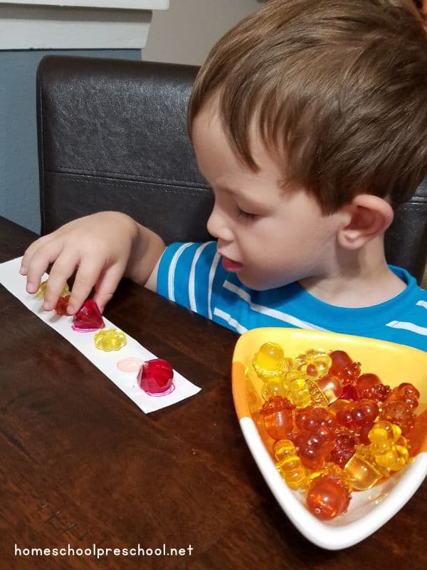 Simple Fall Patterns Activity for Preschoolers