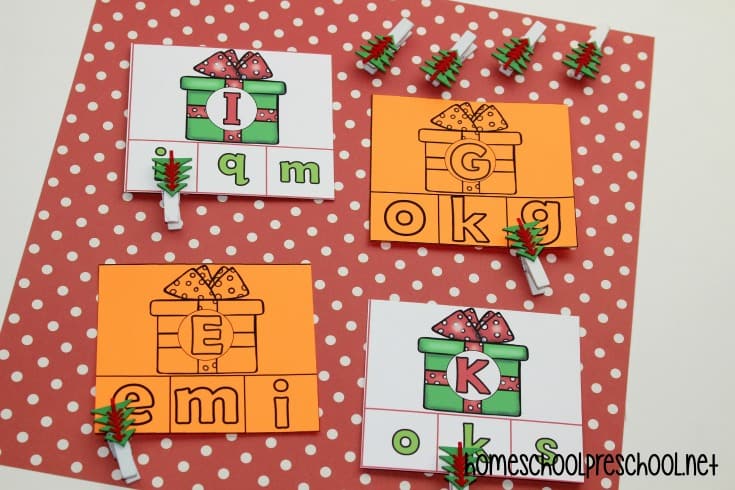 Looking for some seasonal alphabet games? I've got three Christmas-themed alphabet games for kindergarten and preschool you don't want to miss!