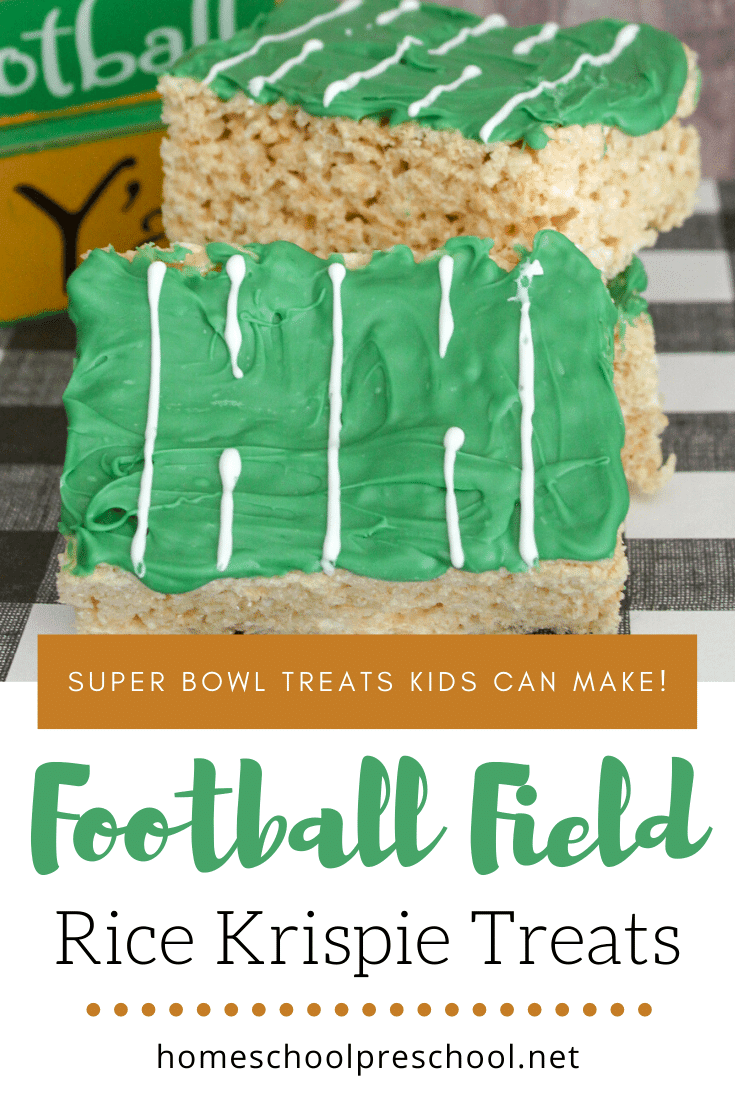 Super Bowl Sunday is around the corner! Show up at your Super Bowl party with a Rice Krispie Treat Football Field&nbsp;snack that's easy enough for kids to make.