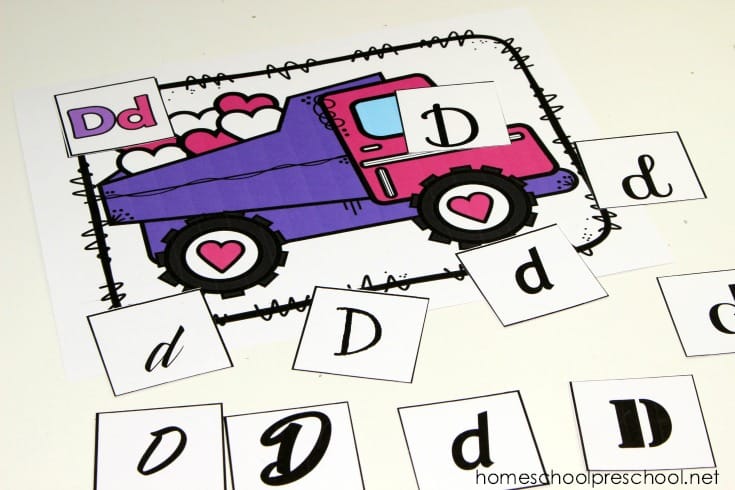 These construction-themed letter sorting mats are perfect for your Valentine's Day literacy centers! Preschoolers will love practicing letter recognition.