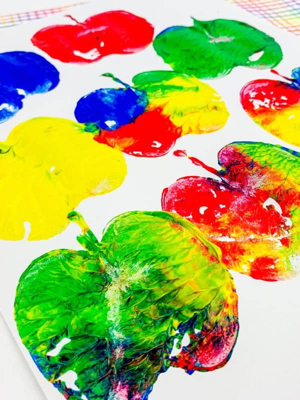 Easy Apple Stamping Activity for Kids